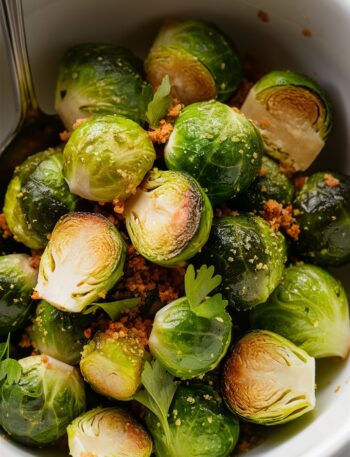 Garlic Parmesan Roasted Brussels Sprouts – Crispy, Cheesy, and Totally Crave-Worthy