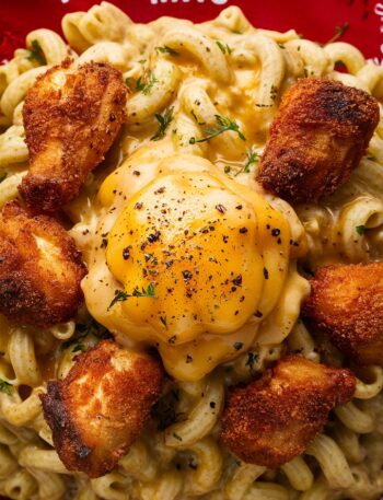 Creamy Honey Pepper Chicken Mac and Cheese Delight